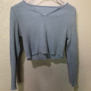light blue long sleeve crop top